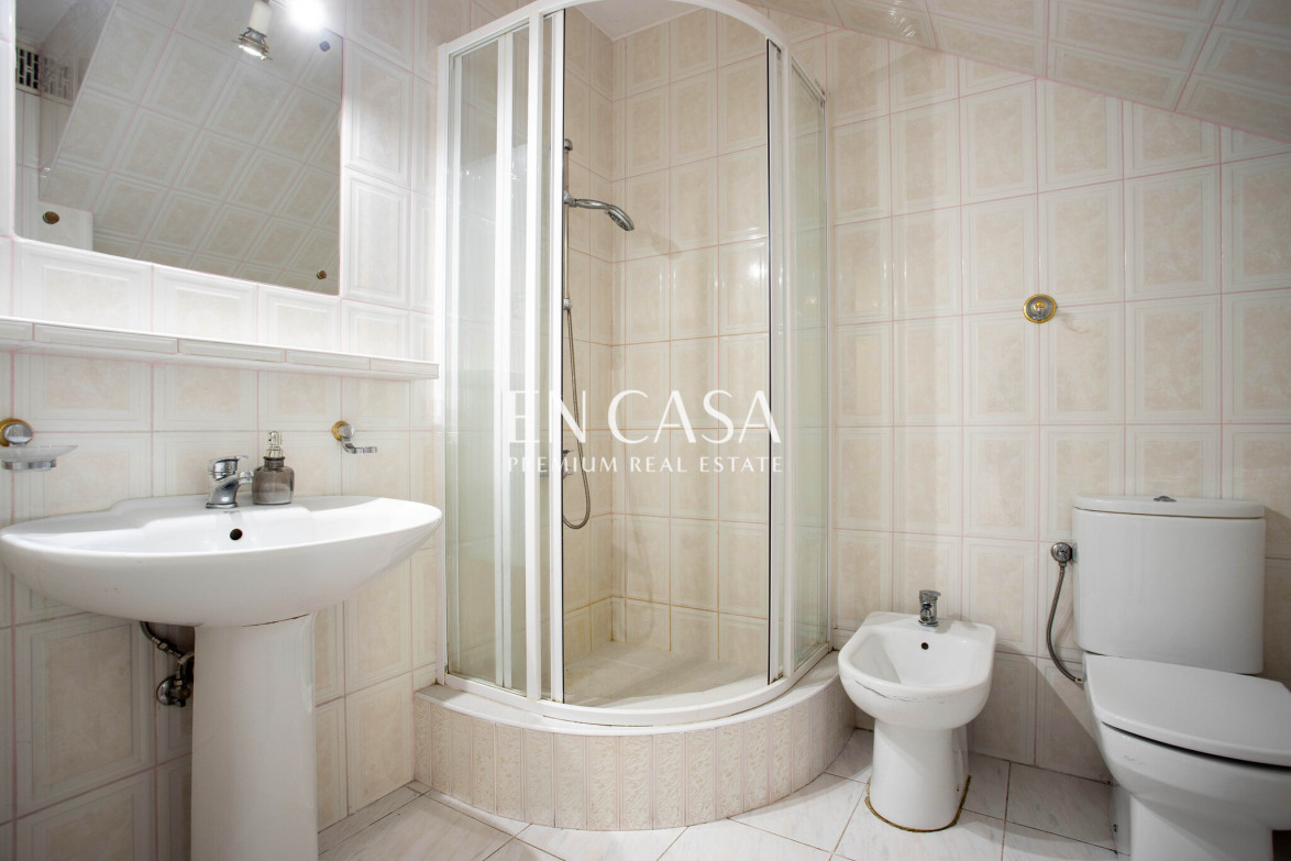 Commercial space Sale Raszyn Al. Krakowska&nbsp;ave. 23